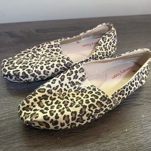 Bob’s memory foam shoes